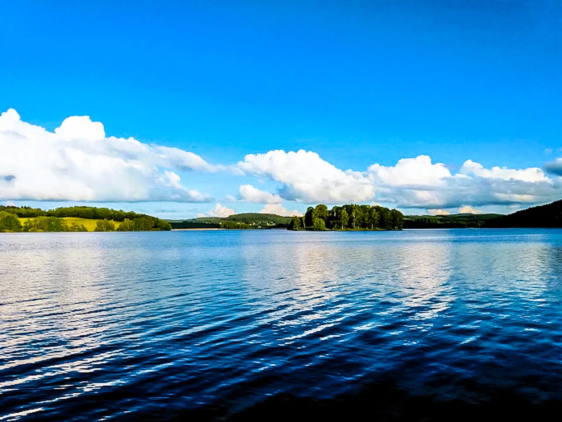 camping bord de lac
